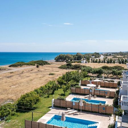 Rita Mare Seafront Villas Heated Pools Gennadi Extérieur photo