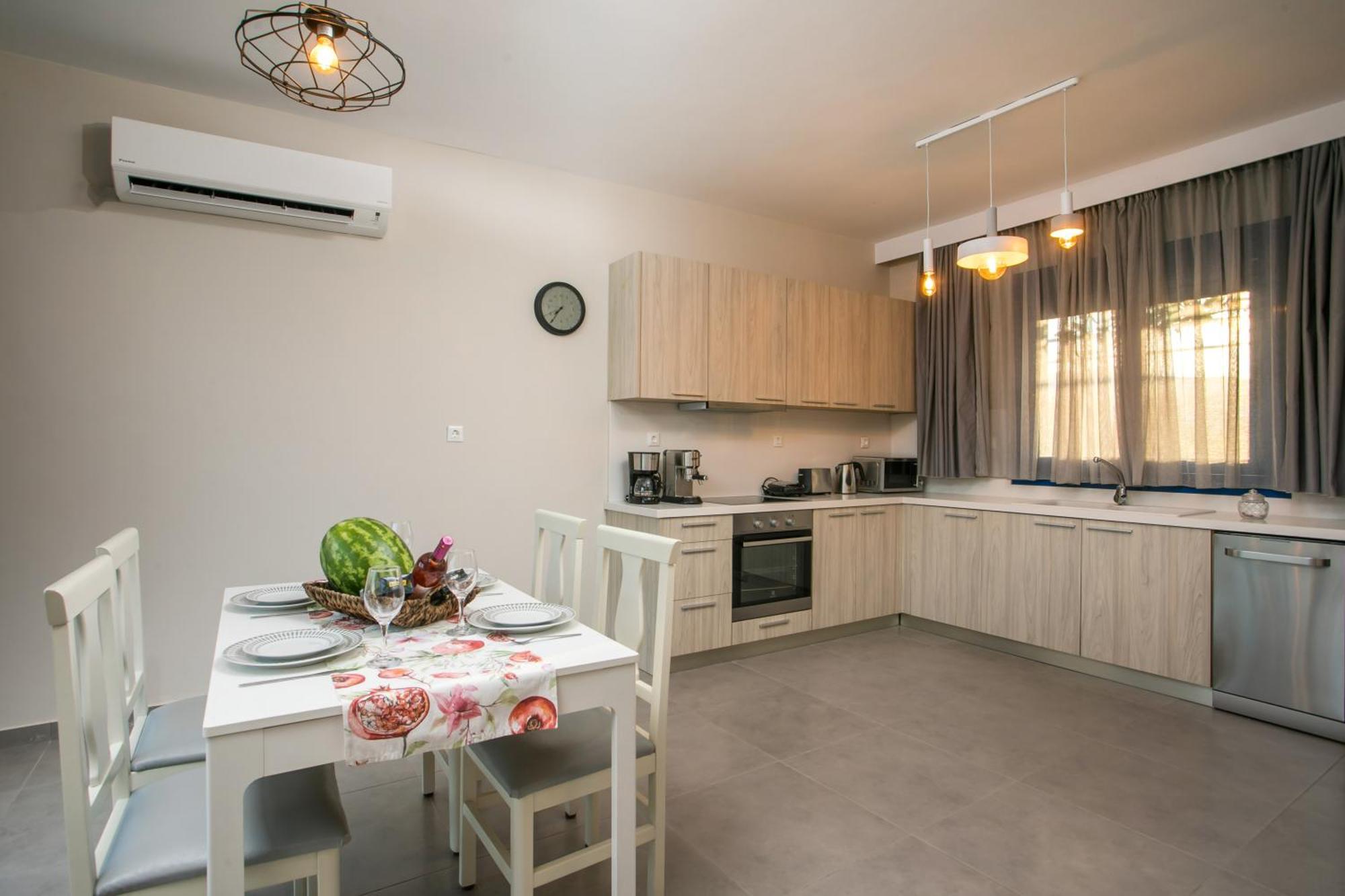 Rita Mare Seafront Villas Heated Pools Gennadi Extérieur photo