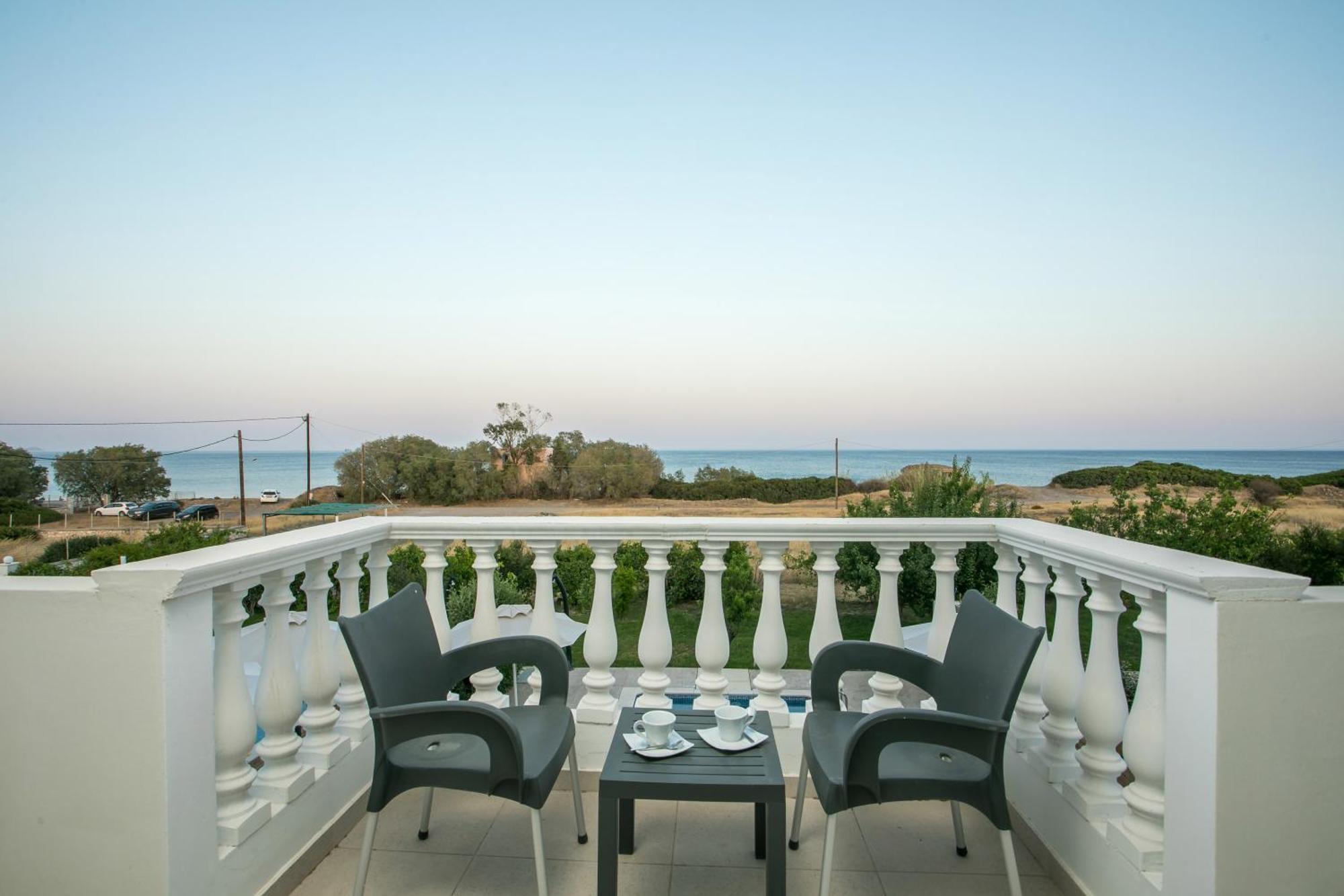 Rita Mare Seafront Villas Heated Pools Gennadi Extérieur photo
