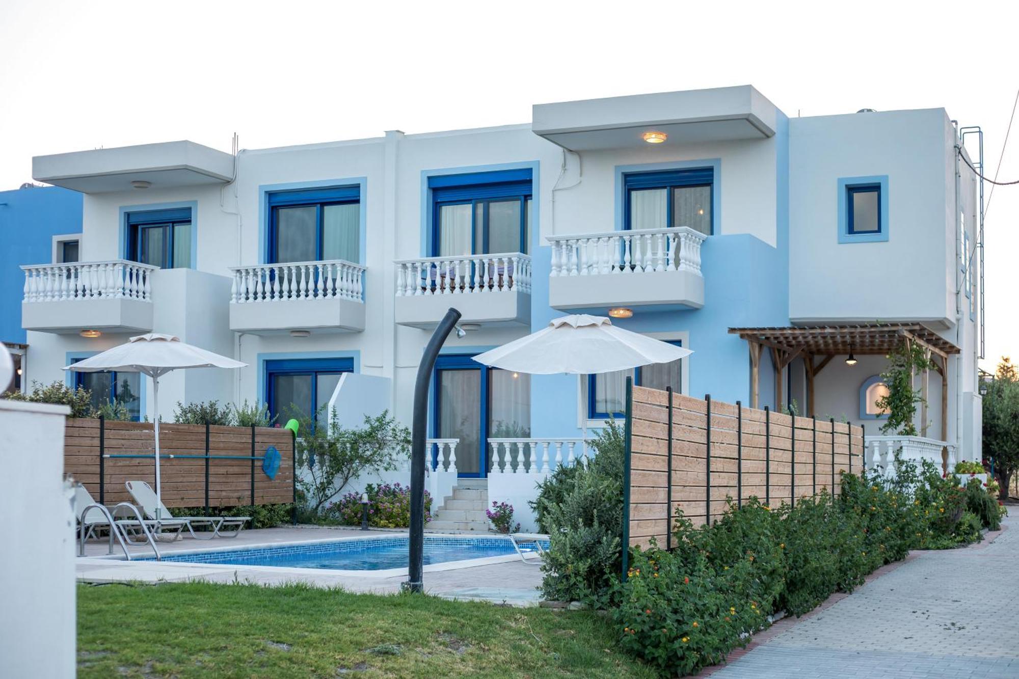 Rita Mare Seafront Villas Heated Pools Gennadi Extérieur photo