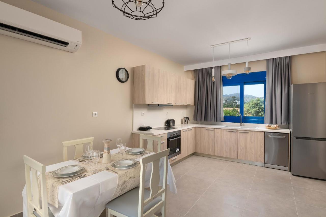 Rita Mare Seafront Villas Heated Pools Gennadi Extérieur photo