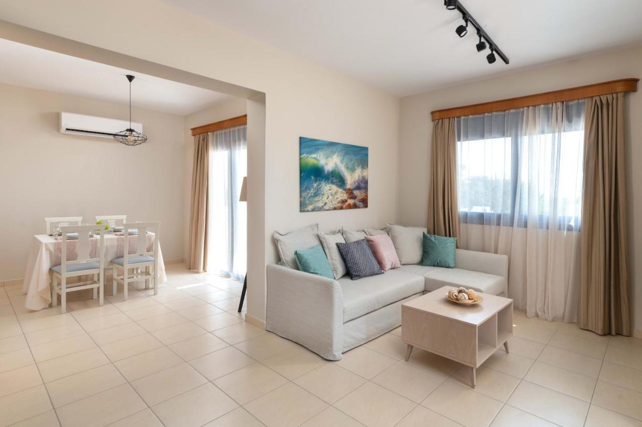 Rita Mare Seafront Villas Heated Pools Gennadi Extérieur photo