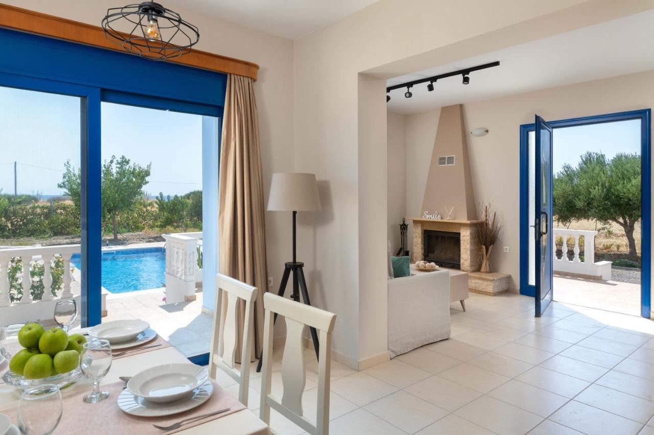 Rita Mare Seafront Villas Heated Pools Gennadi Extérieur photo