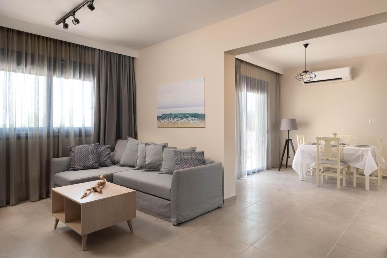 Rita Mare Seafront Villas Heated Pools Gennadi Extérieur photo